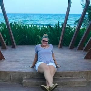 Meet your Posher, Haley